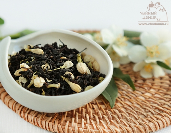 Красный чай с жасмином 
(Моли Хуа Ча)
 茉莉红茶 25 гр
