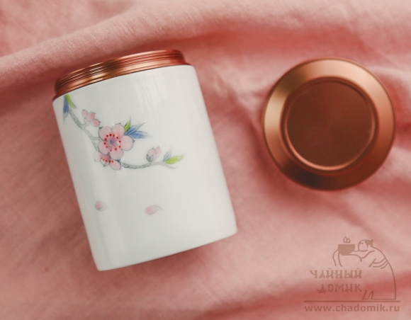 Чайница
"Цветение персика"